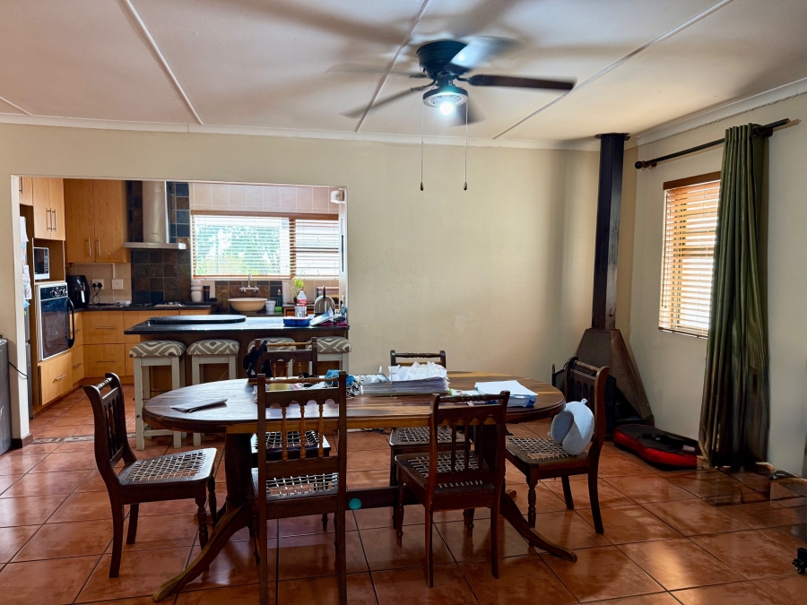 4 Bedroom Property for Sale in Bergzicht Western Cape